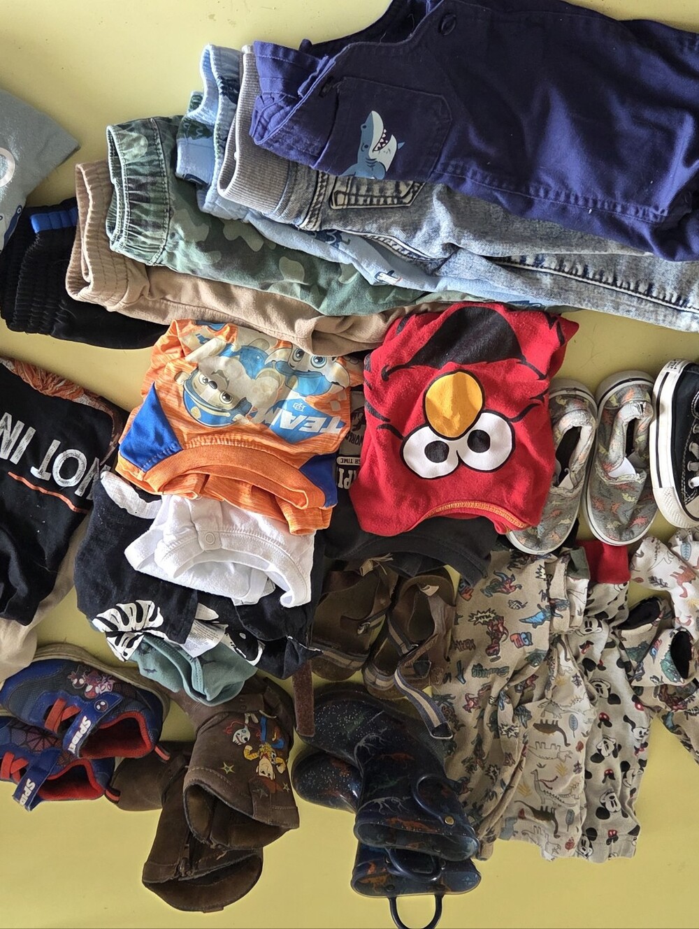 33 Pcs Toddler 18 Mnths Clothing 6 Sets Shoes